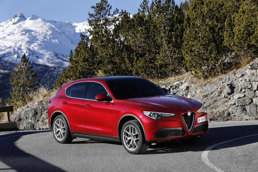  Alfa Romeo Stelvio (949) 2017 года  (WW) (фото 17 из 114)